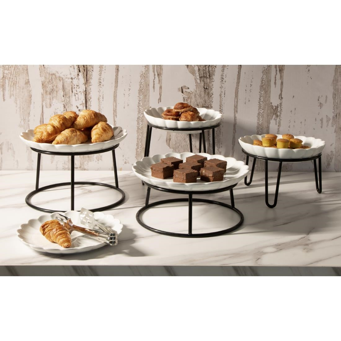 Olympia Non-Slip Multi-Round Riser Black Wire 230x260x100mm - HY985