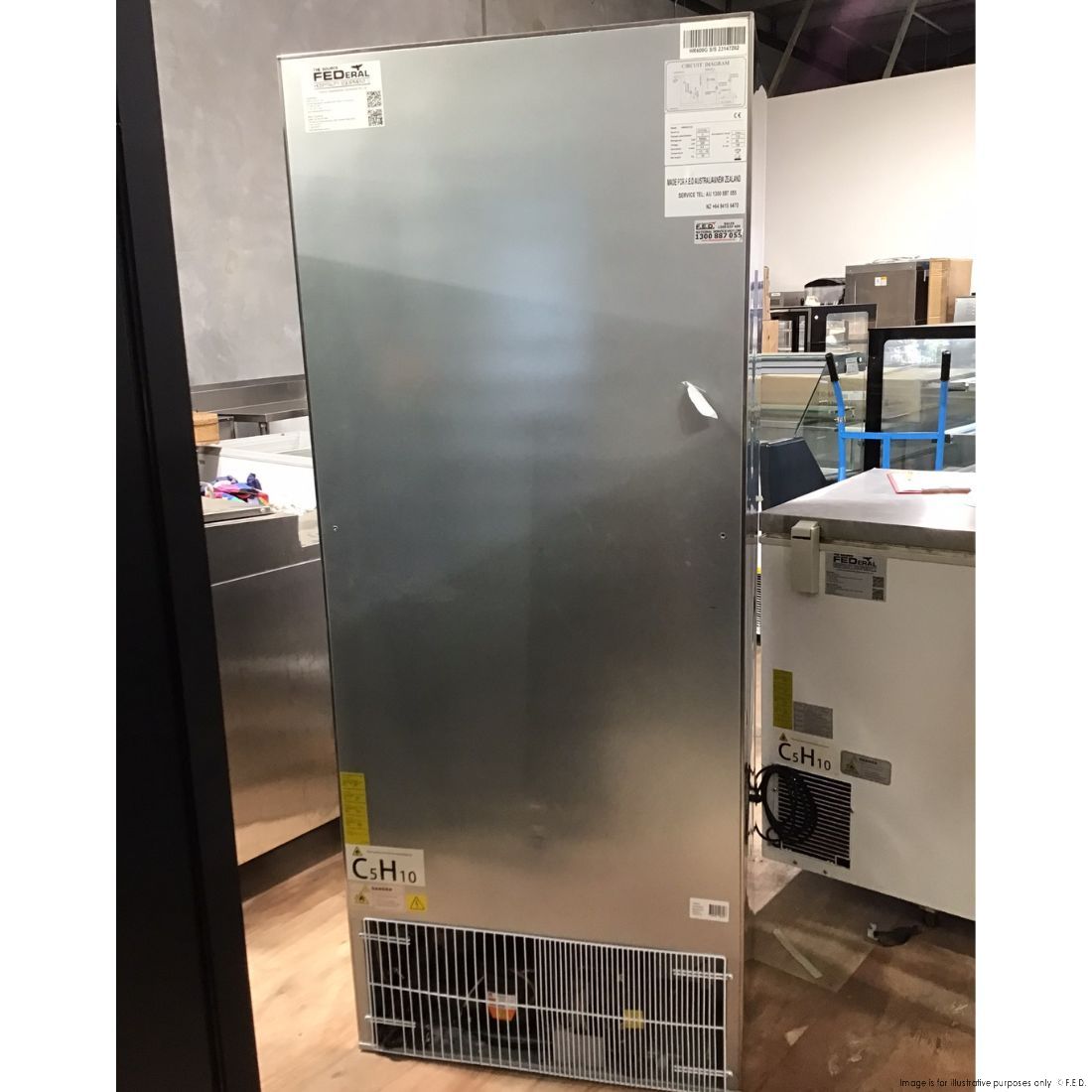 CLEARANCE - Display Fridge with Glass Door HR600G S/S-QLD318