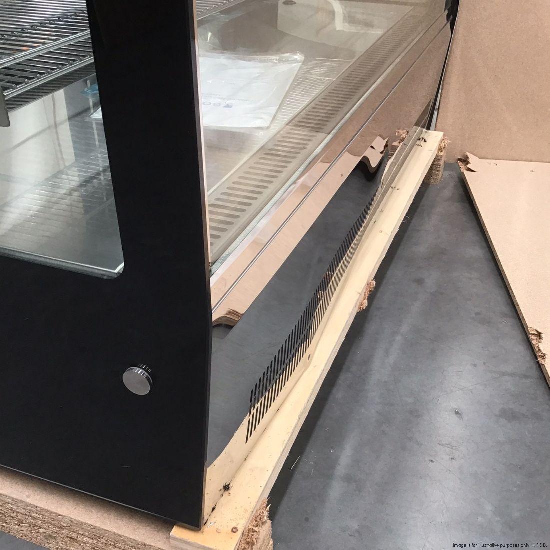 2NDs: Counter top square 2 Shelves Glass cold food display - GN-1200RT-NSW2101