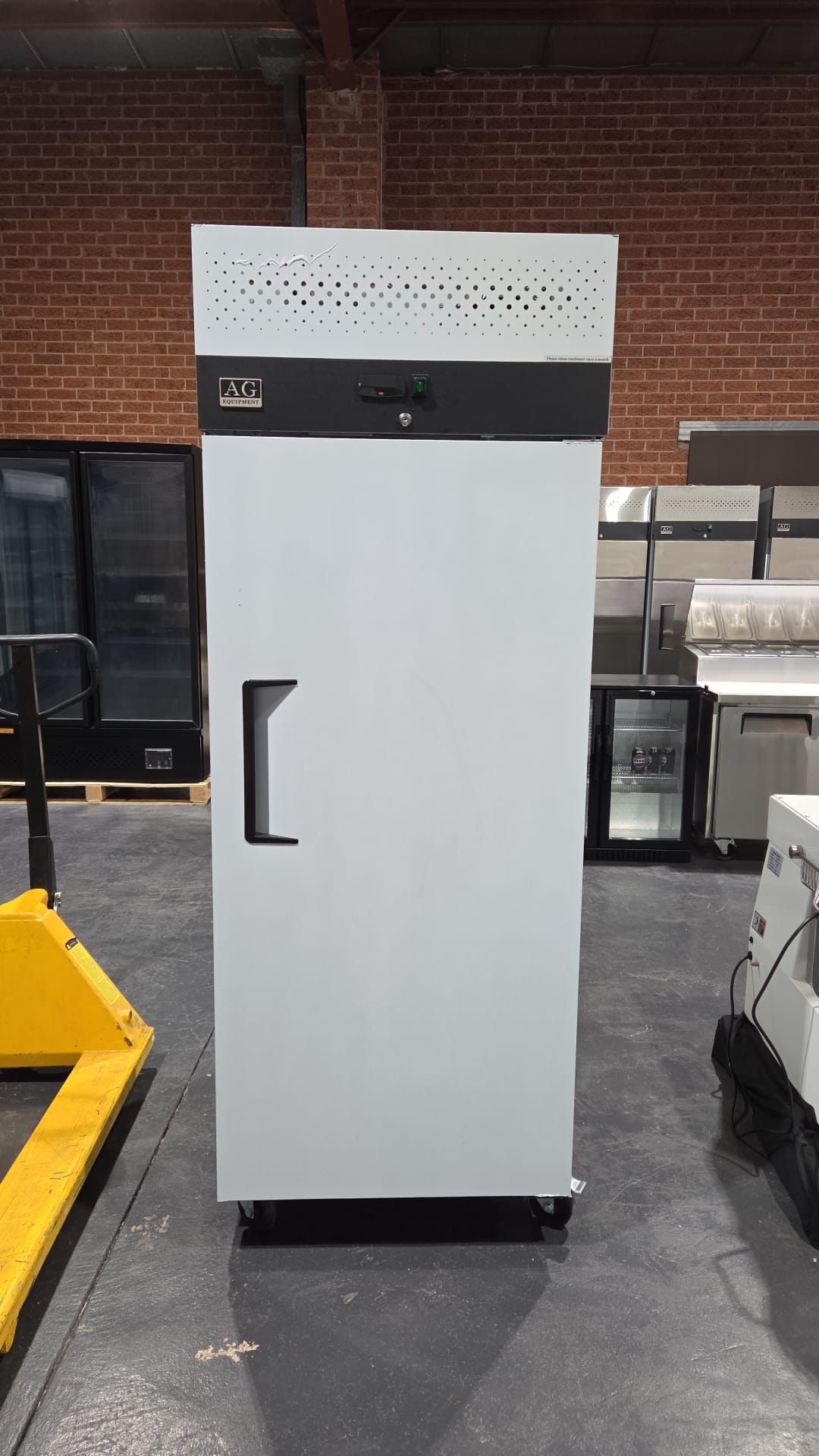 CLEARANCE - AG 650 Litre Upright Stainless Steel Door Fridge GNX650TN