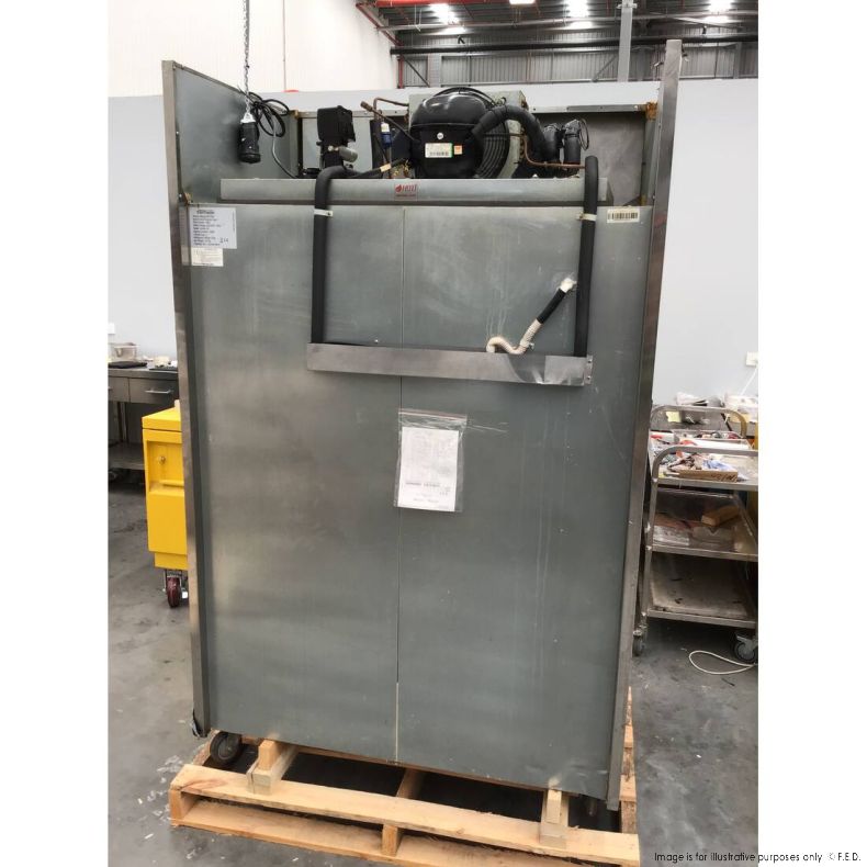 2NDs: TROPICAL Thermaster 4 x 1/2 door SS Freezer SUF1000-NSW884