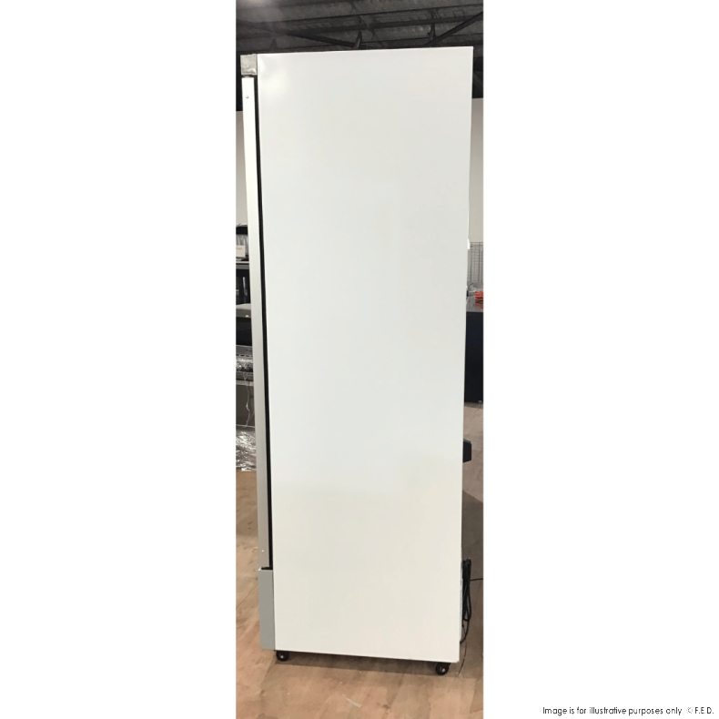 Ex-Showroom: Thermaster Triple Door Supermarket Fridge - LG-1500GBM-QLD277