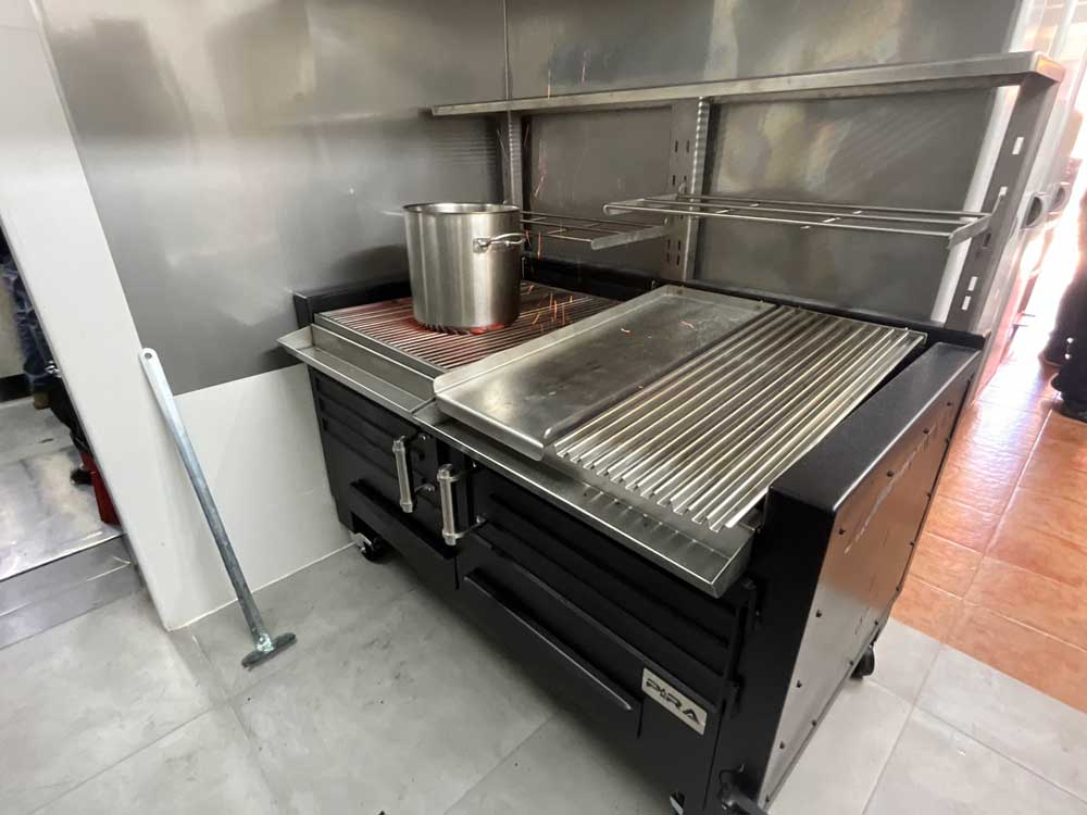 Pira M150 Charcoal Barbecue Grill - 160