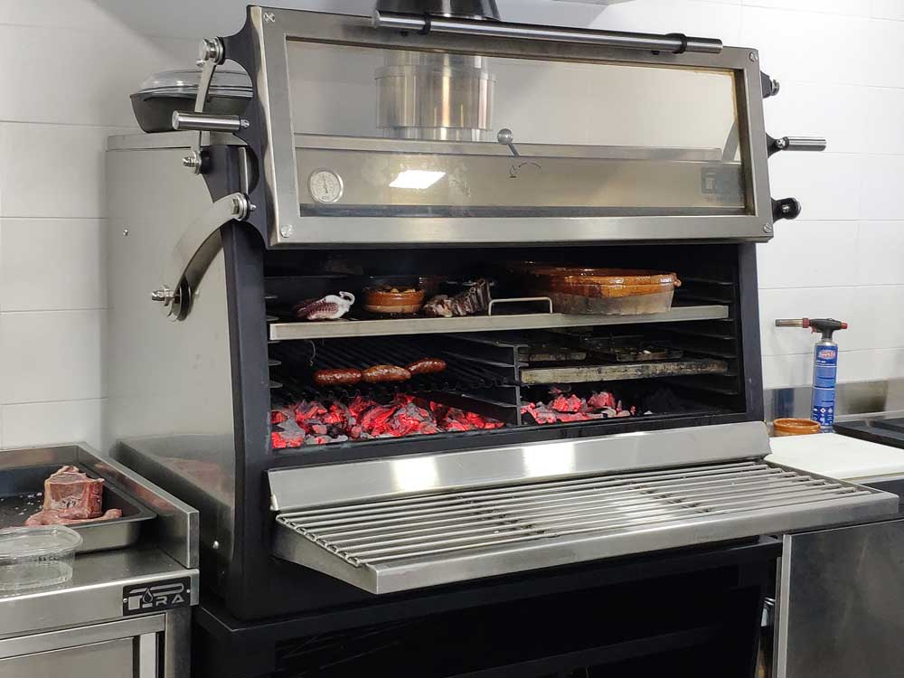 Pira 120 Lux ED Charcoal Oven - 120.104