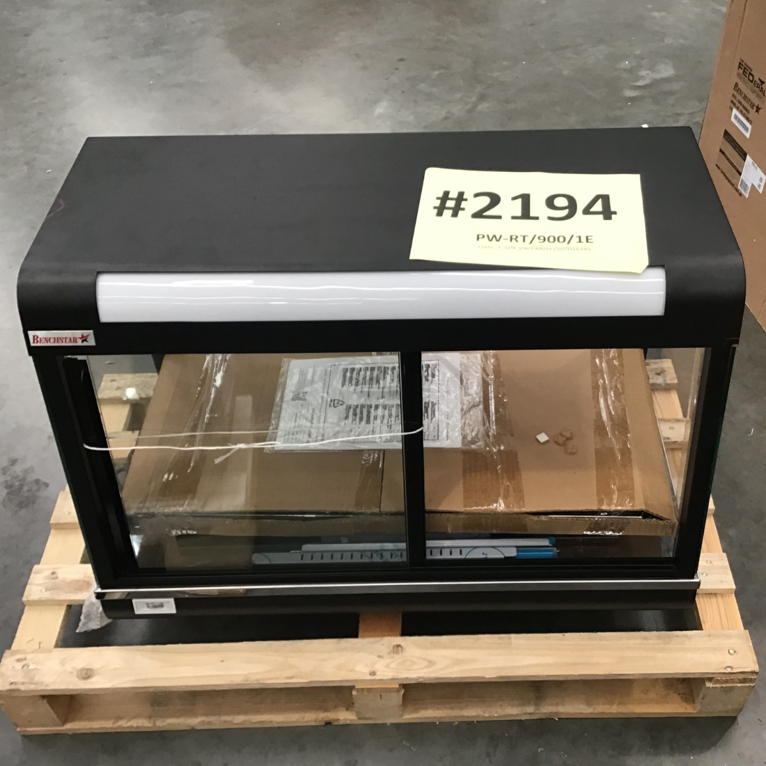 CLEARANCE - Benchstar Pie Warmer & Hot Food Display - 900x490x610mm - PW-RT/900/1E-NSW2194