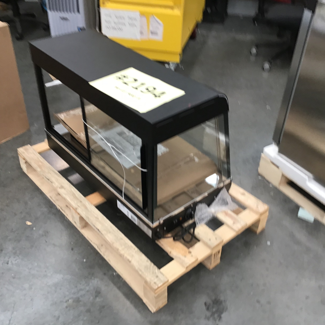 CLEARANCE - Benchstar Pie Warmer & Hot Food Display - 900x490x610mm - PW-RT/900/1E-NSW2194