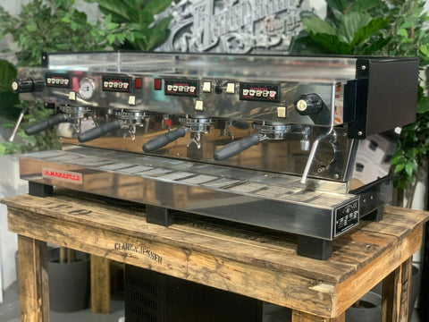 La Marzocco Linea Classic Black - 4 Group Commercial Espresso Machine - Stainless Steel