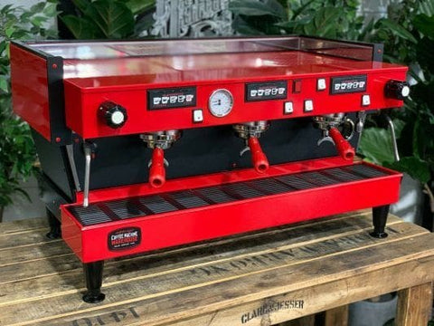 La Marzocco Linea Red - 3 Group Commercial Espresso Machine - Black