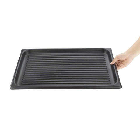 Vogue Ridged Non-Stick Baking Sheet - S372