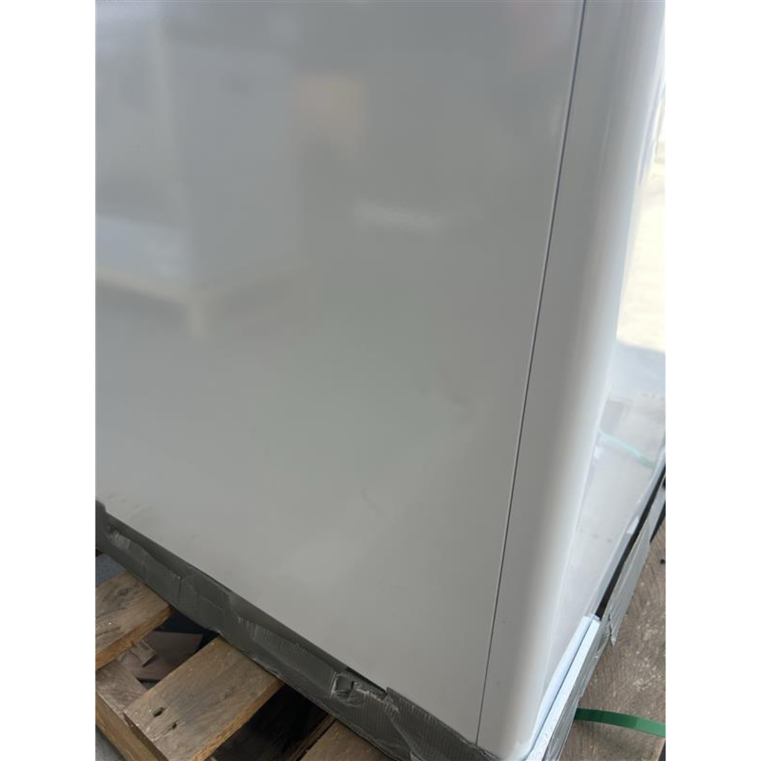 CLEARANCE - Thermaster Heavy Duty Supermarket Glass Sliding Lid Freezers 303L - SD-306k-QLD145