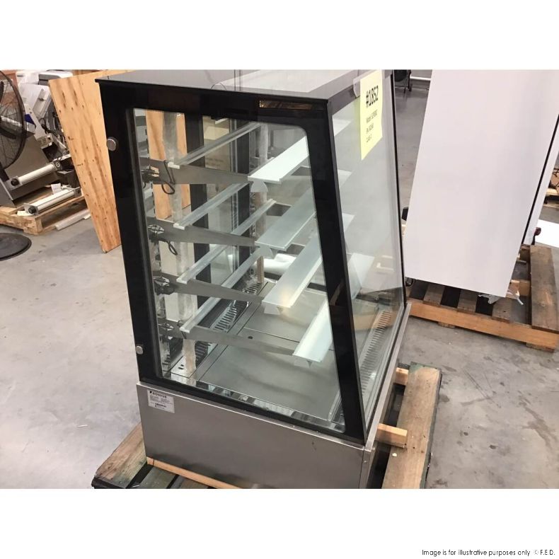 2NDs: Bonvue Deluxe Chilled Display Cabinet SLP830C-s-NSW1852