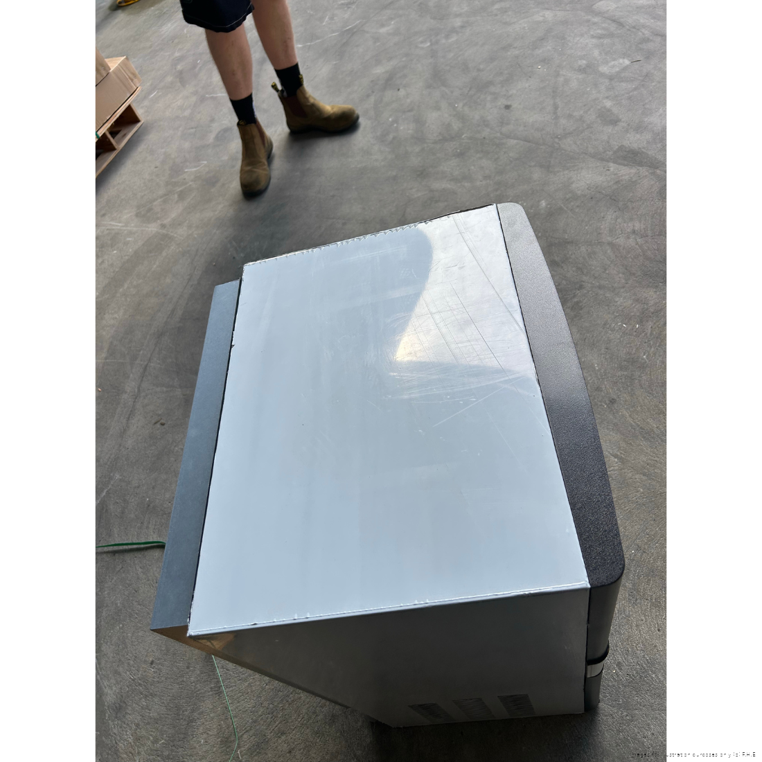 CLEARANCE - Blizzard Under Bench Ice Maker Air Cooled - SN-80P-QLD124