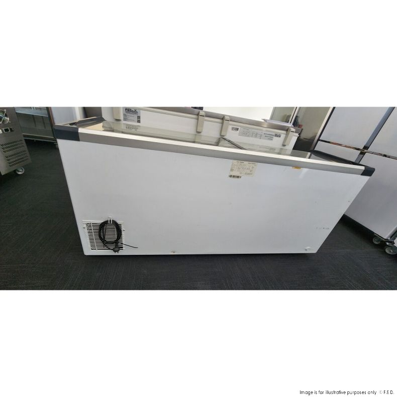 2NDs: Thermaster Two glass sliding lids chest freezer with castors - ST545-QLD237