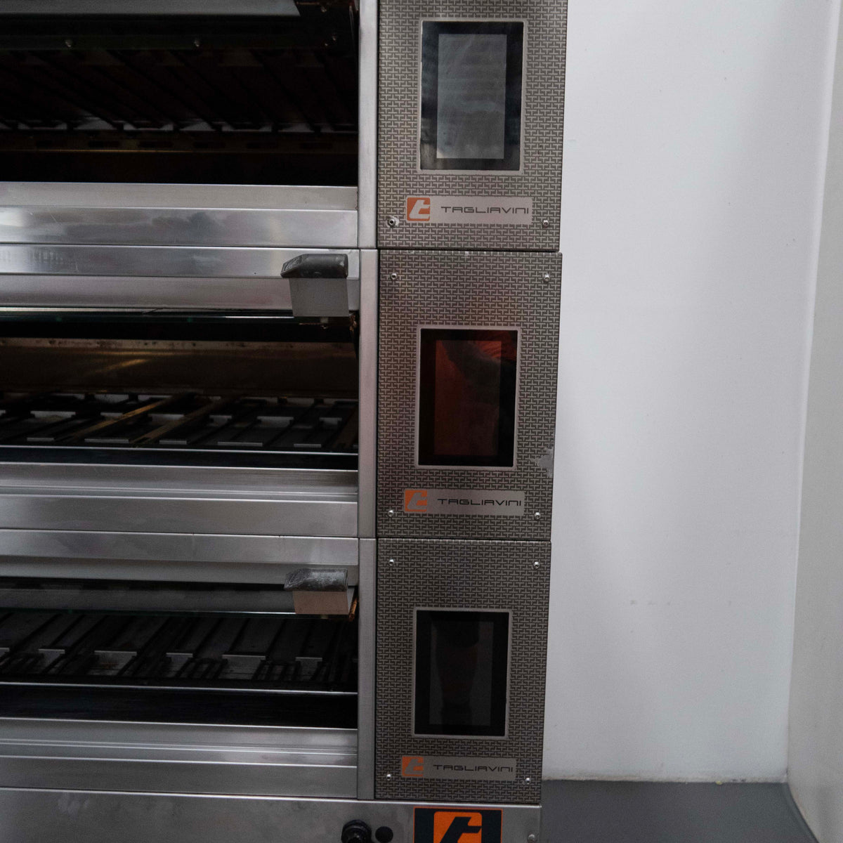 Tagliavini EMT 3/4676  3 Deck Pizza Oven with Stand - 861549
