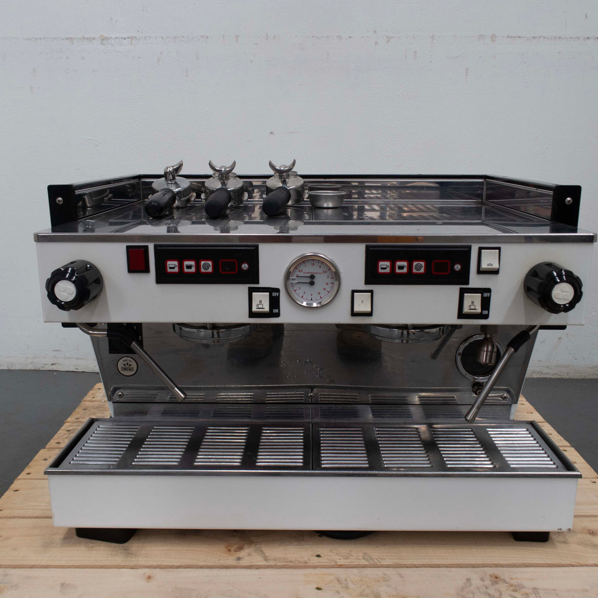 La Marzocco LINEA 2AV 2 Group Volumetric Coffee Machine - 755501