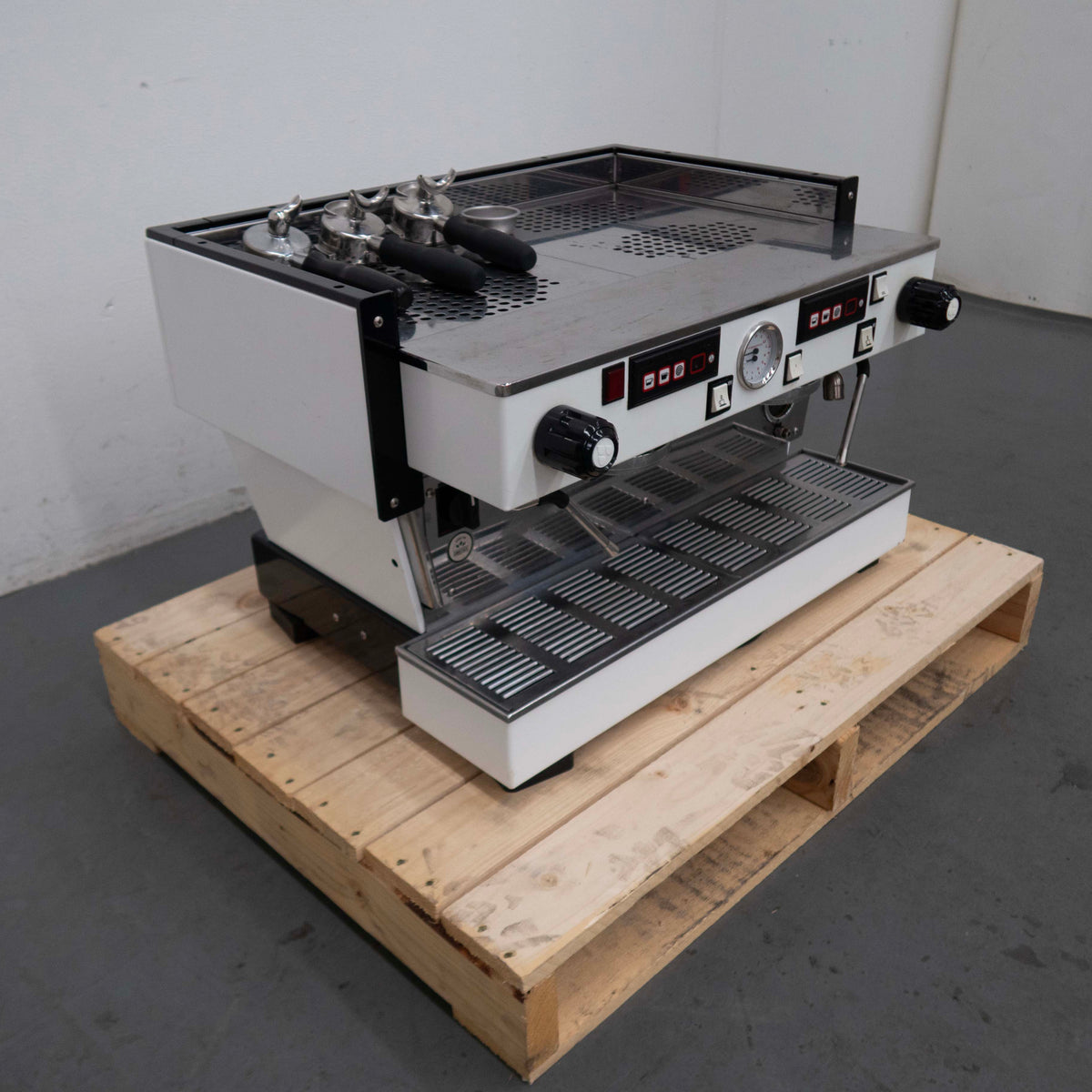 La Marzocco LINEA 2AV 2 Group Volumetric Coffee Machine - 755501