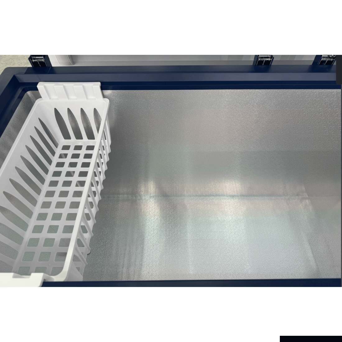 Thermaster 516L Chest Freezer With Flat Glass Sliding Lids WD516G