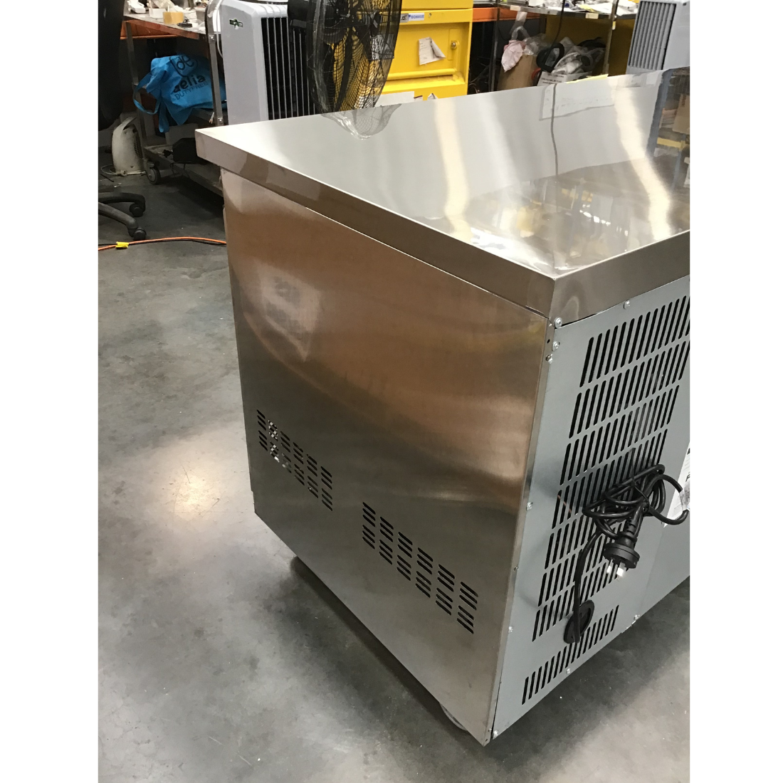 CLEARANCE - FED-X S/S Three Door Bench Fridge - XUB7C18S3V-NSW2174