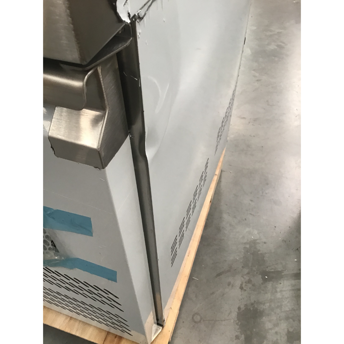 CLEARANCE - FED-X S/S Three Door Bench Fridge - XUB7C18S3V-NSW2193