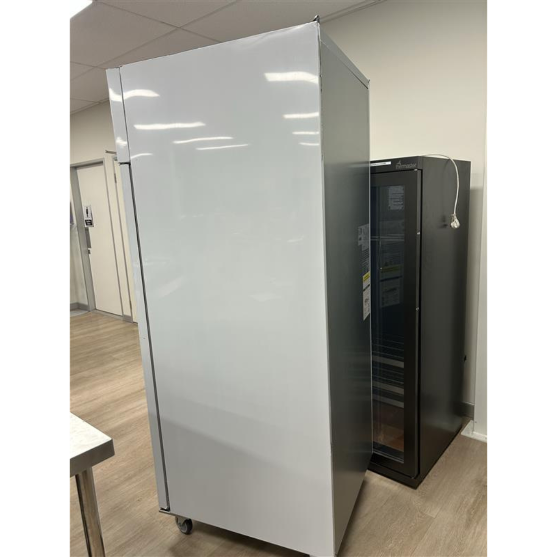 CLEARANCE - FED-X S/S Single Door Upright Freezer - XURF650SFV-QLD148