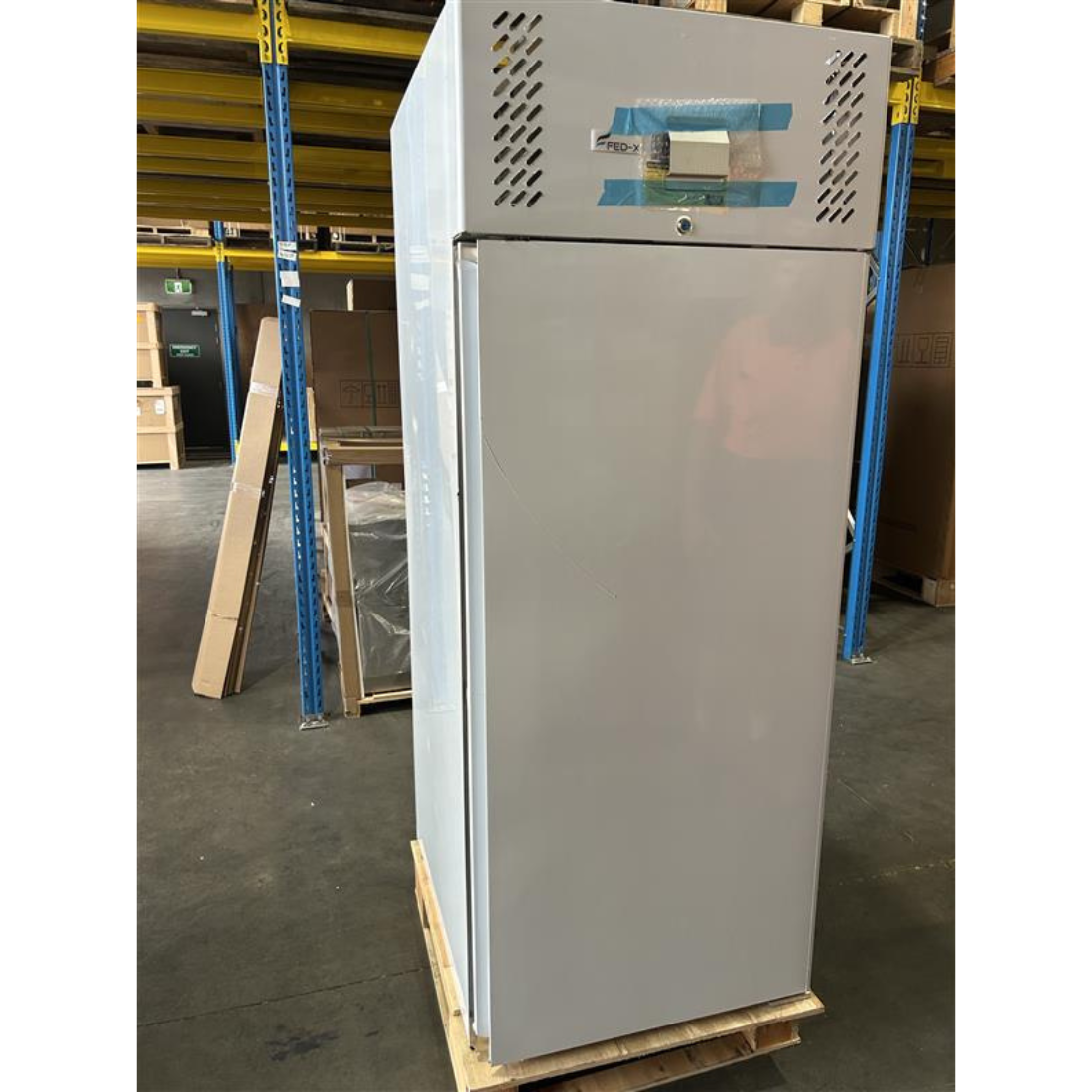 CLEARANCE - FED-X S/S Single Door Upright Freezer - XURF650SFV-QLD149