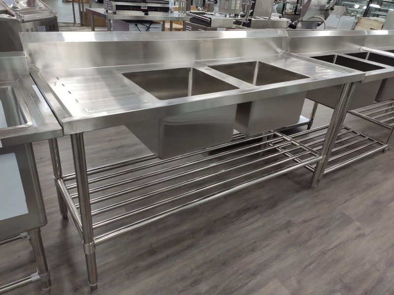 Modular Systems Double Centre Sink Bench With Pot Undershelf