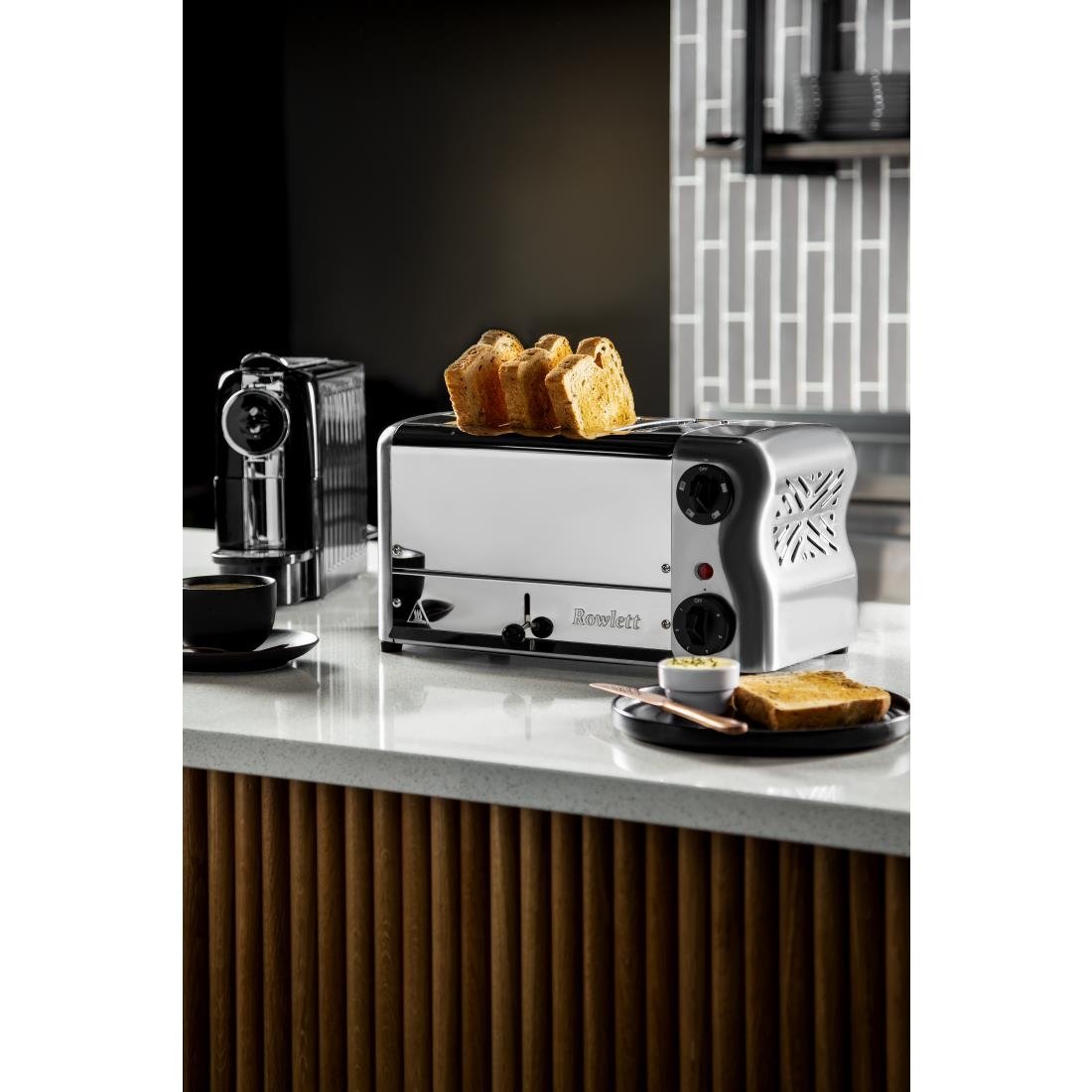 Rowlett Esprit 4 Slot Toaster Chrome with Elements & Sandwich Cage