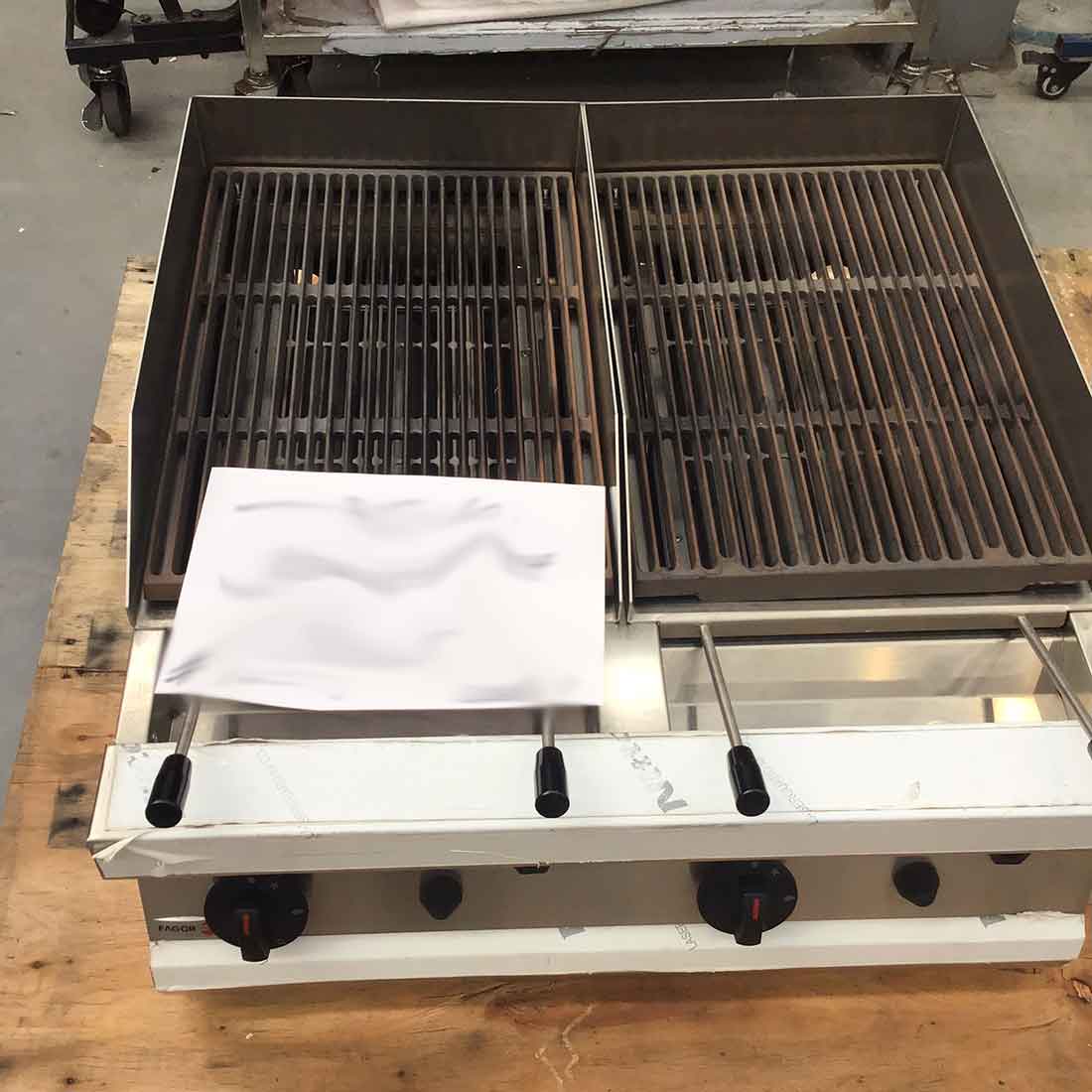 Ex-Showroom: Fagor 700 series - Gas charcoal 2 Grid Grill BG7-10