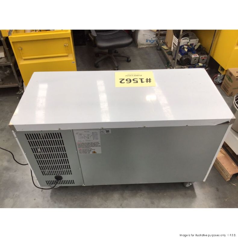 Ex-Showroom: FED-X S/S Two Door Bench Freezer XUB6F13S2V-NSW1562