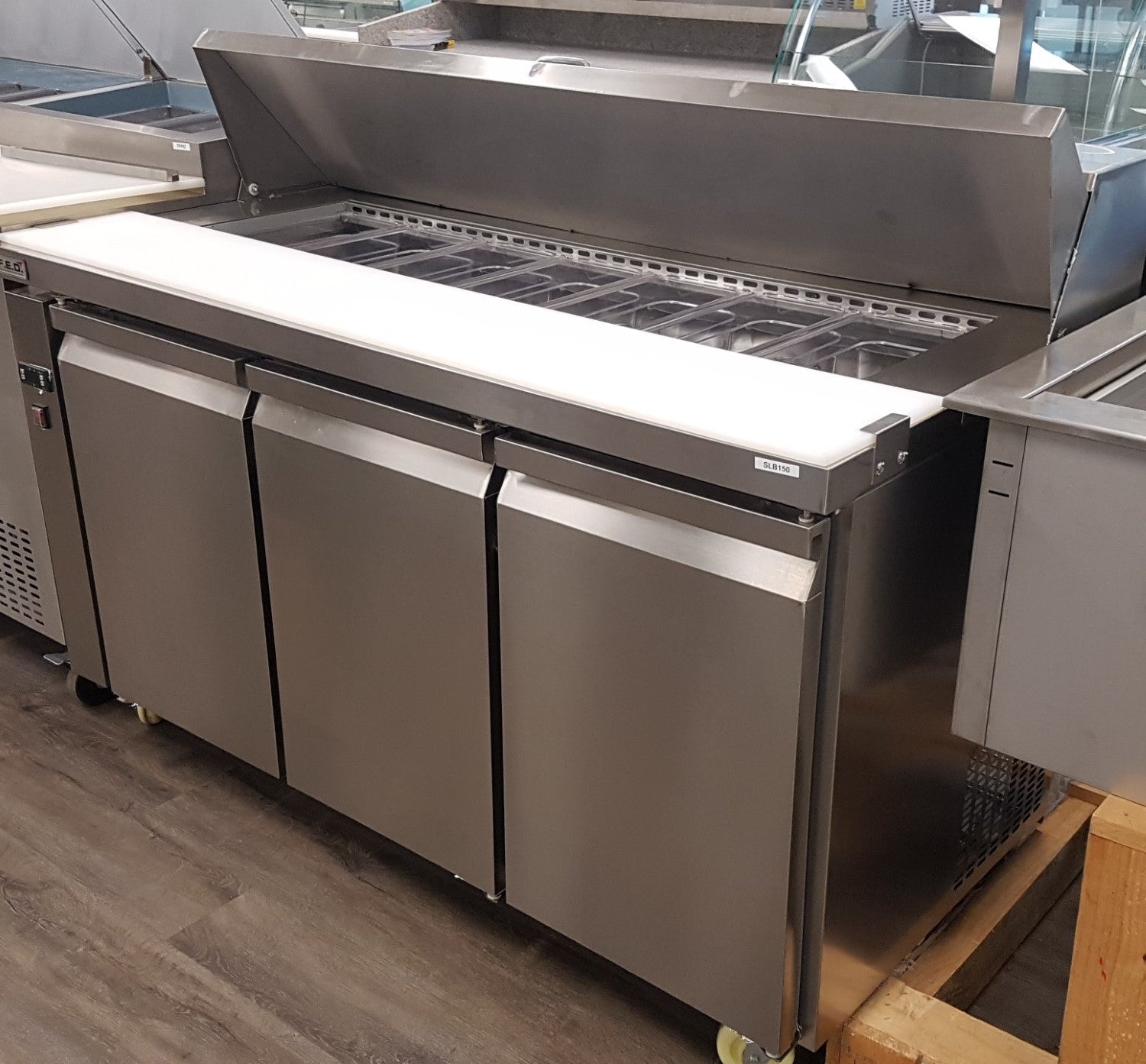 Thermaster Three Door Sandwich Bar SLB150